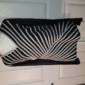 T&W Designs New Blouse Sz M  Black and White